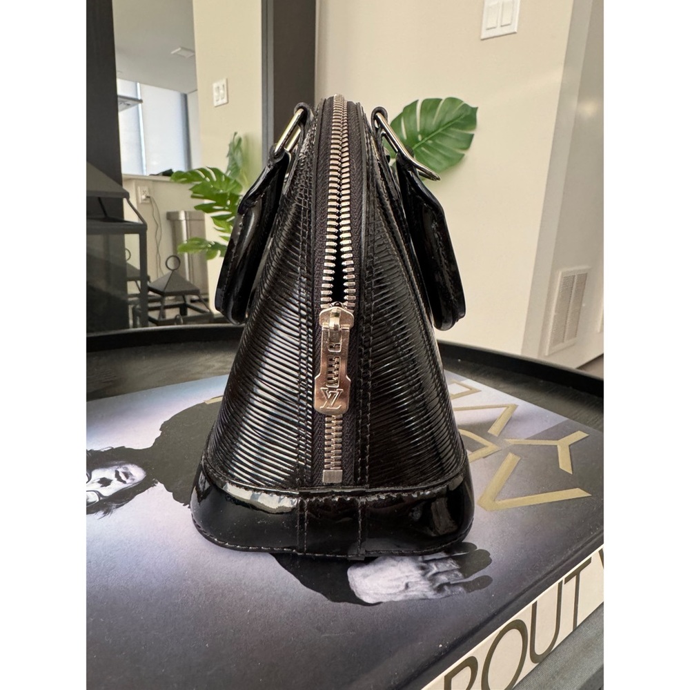 Louis Vuitton Alma BB Black Electric Epi Leather - Picture 5 of 9